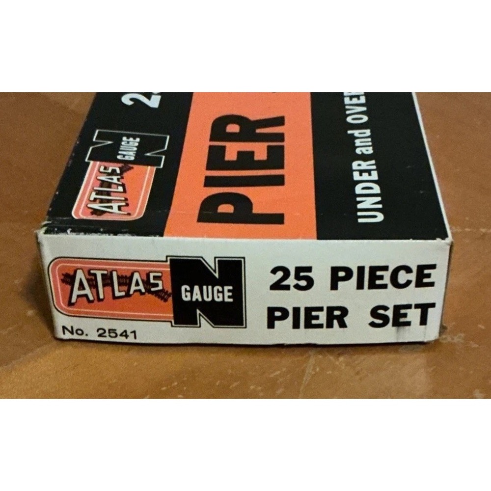 ATLAS  25 Pc Pier Set, Under And Over Figure 8‎ Layout #2541 - Picture 4 of 5